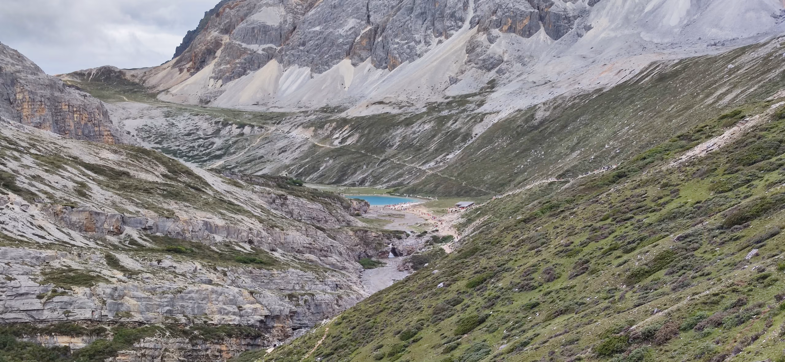 bye-2022-travel-yading-milk-lake.jpg